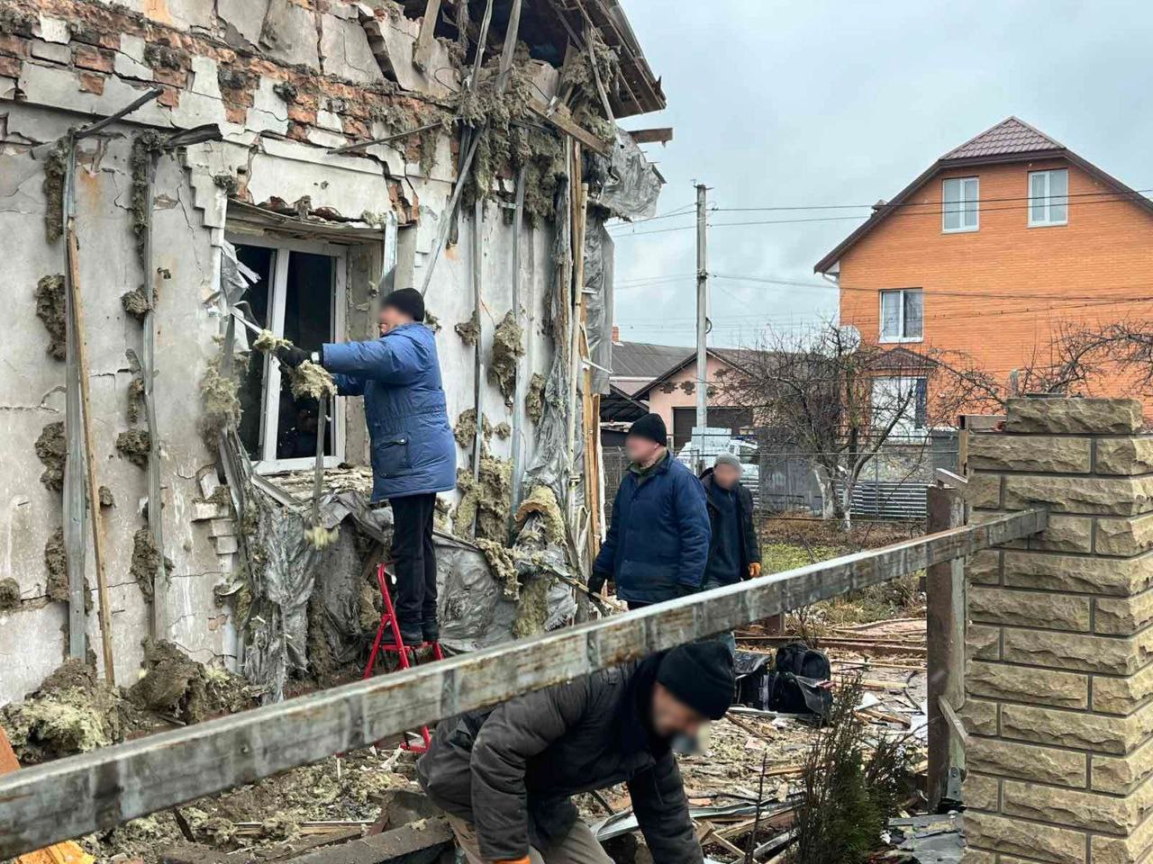 Причини, що найчастіше відтерміновують розгляд заяв громадян про надання одноразової адресної матеріальної допомоги у зв’язку з ворожими прильотами